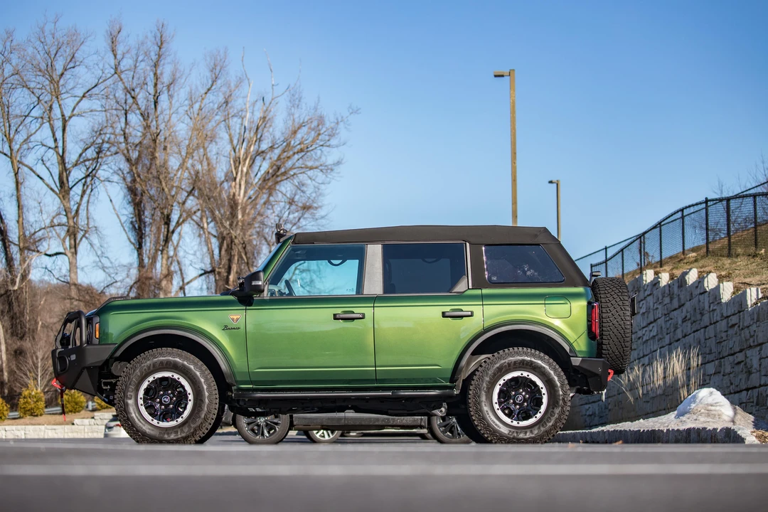 2022 Ford Bronco 6th Gen - Image 11 of 31