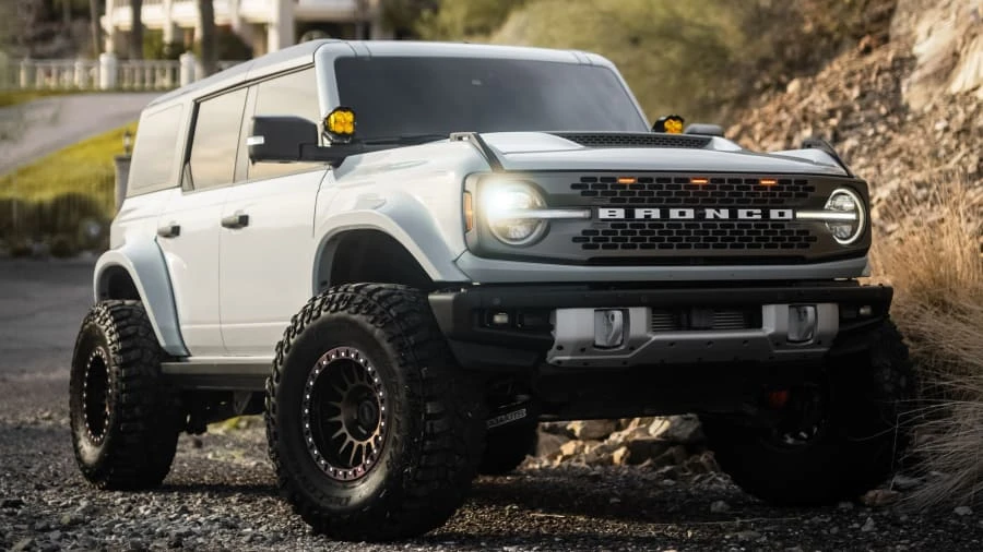 2022 Ford Bronco 6th Gen - Image 5 of 31