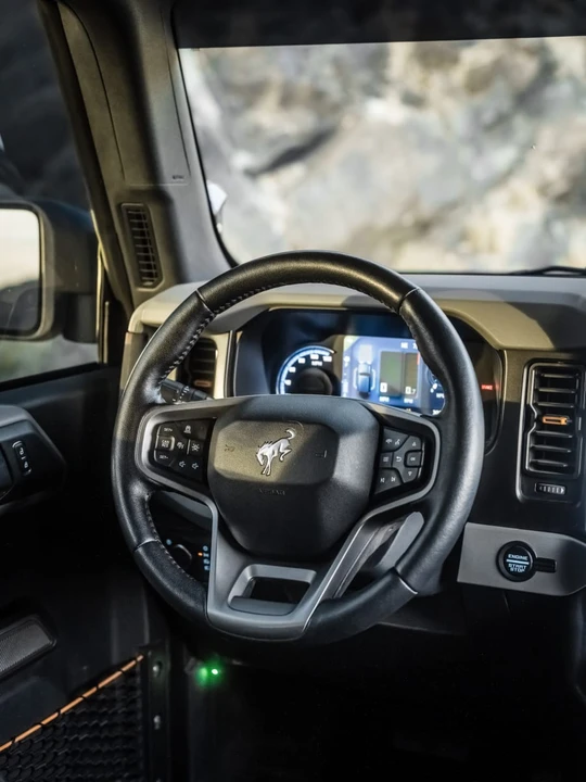 2022 Ford Bronco 6th Gen - Image 20 of 31