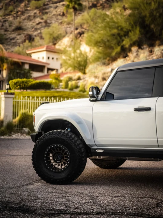 2022 Ford Bronco 6th Gen - Image 15 of 31