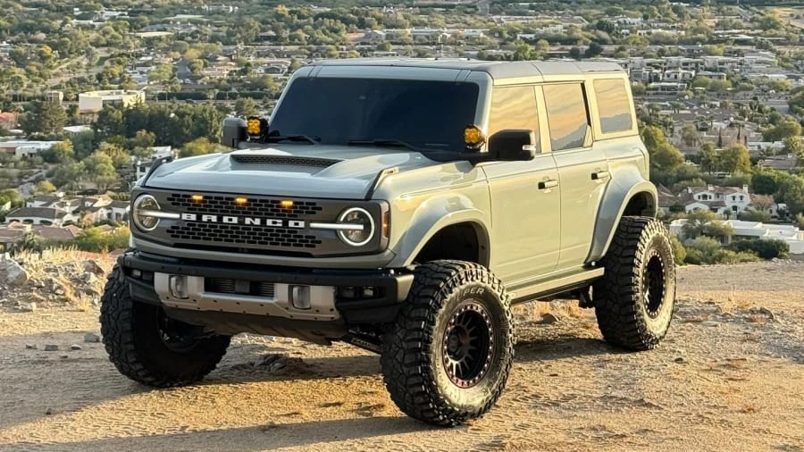 2022 Ford Bronco 6th Gen - Image 7 of 31