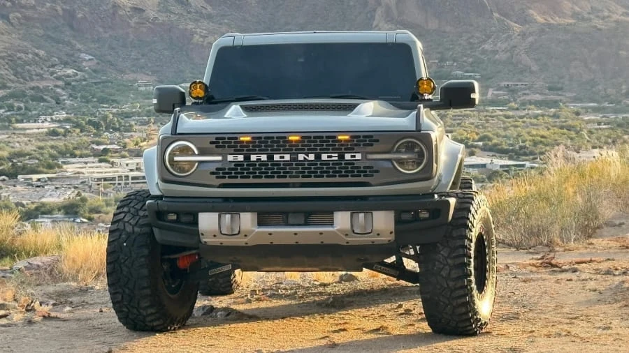 2022 Ford Bronco 6th Gen - Image 3 of 31