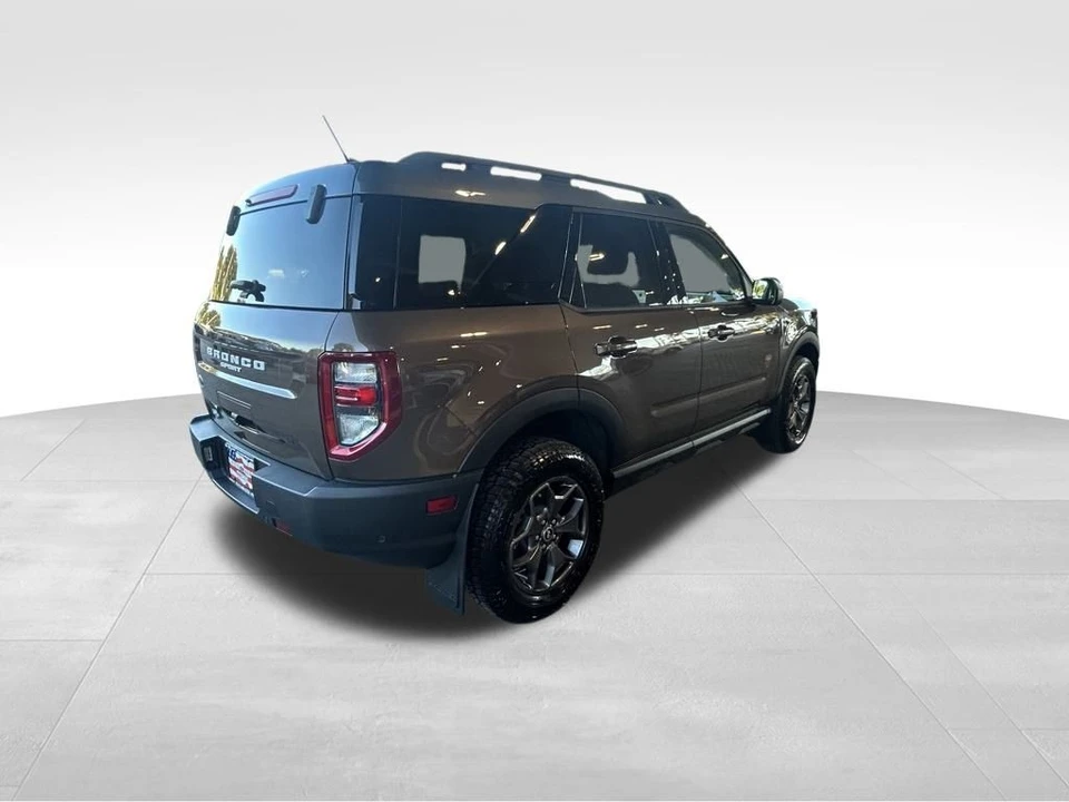 2022 Ford Bronco 6th Gen - Image 4 of 12