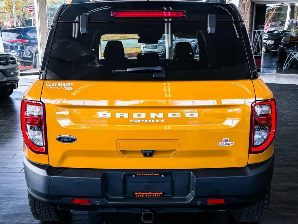 2022 Ford Bronco 6th Gen - Image 13 of 21