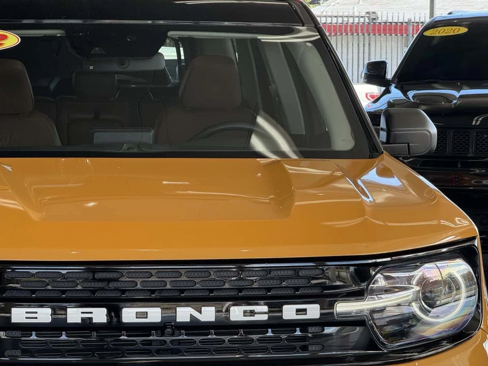 2022 Ford Bronco 6th Gen - Image 19 of 21