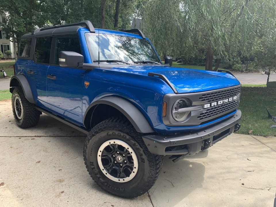 2022 Ford Bronco 6th Gen - Image 5 of 31