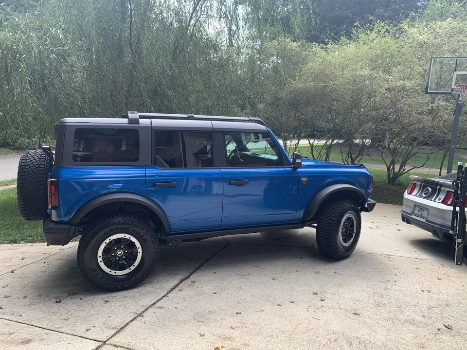 2022 Ford Bronco 6th Gen - Image 8 of 31