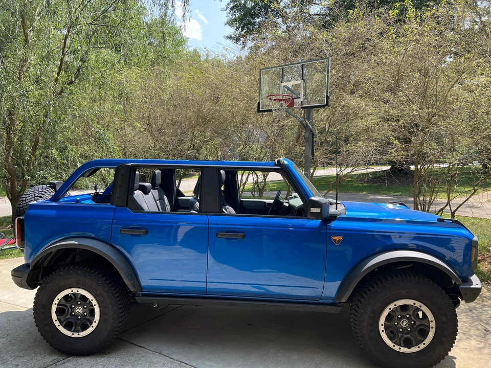 2022 Ford Bronco 6th Gen - Image 6 of 31