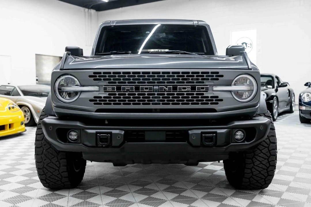 2022 Ford Bronco 6th Gen - Image 3 of 31