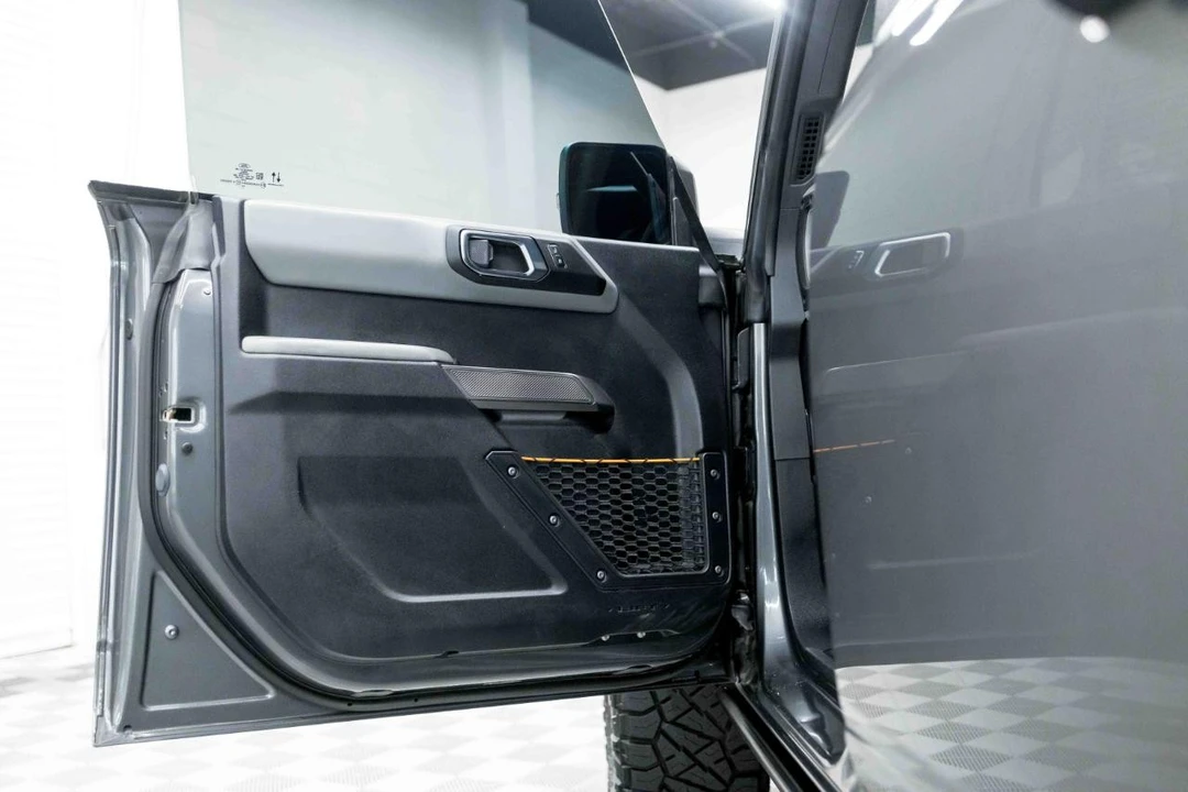 2022 Ford Bronco 6th Gen - Image 25 of 31