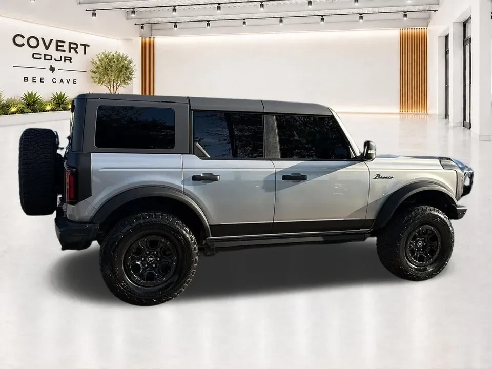 2022 Ford Bronco 6th Gen - Image 13 of 19