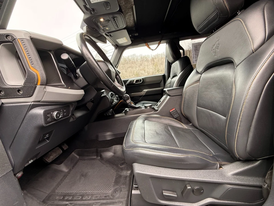 2022 Ford Bronco 6th Gen - Image 9 of 21
