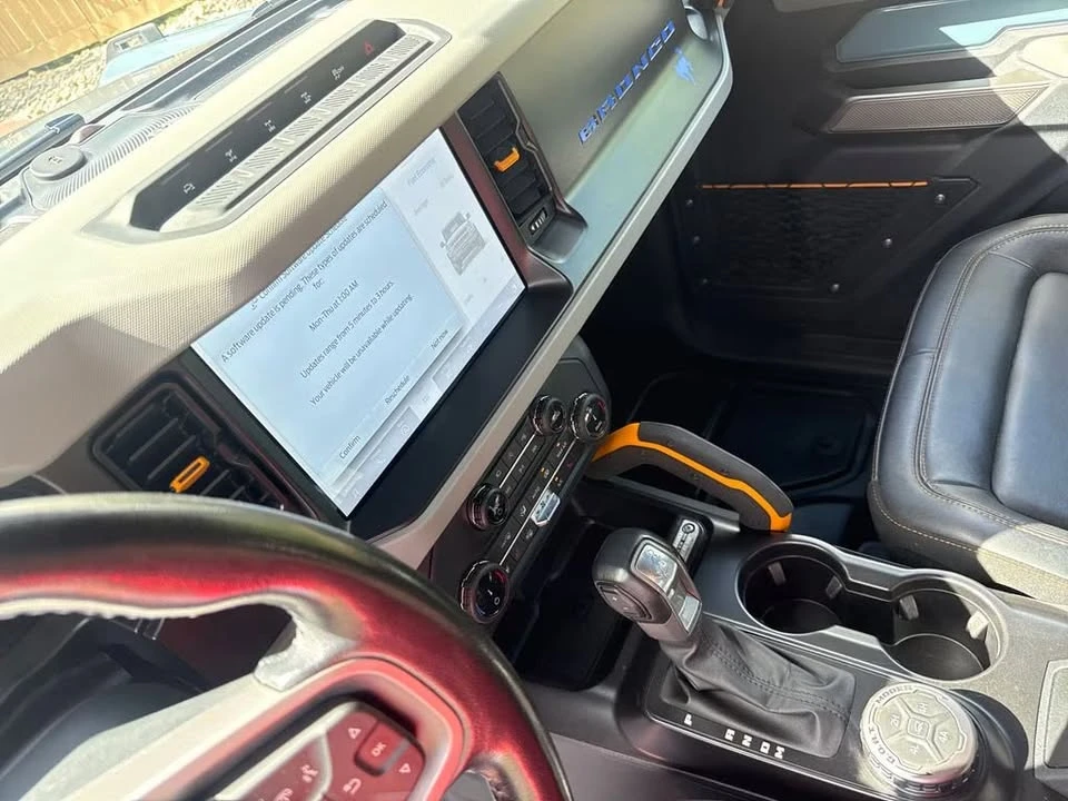2022 Ford Bronco 6th Gen - Image 7 of 8