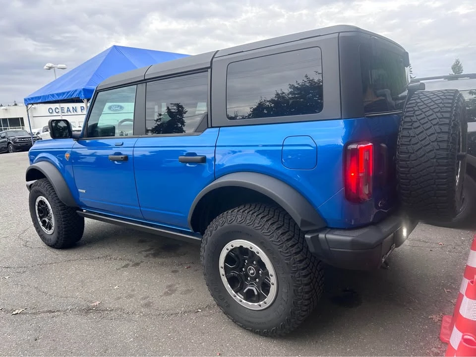 2022 Ford Bronco 6th Gen - Image 2 of 8
