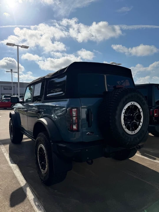 2022 Ford Bronco 6th Gen - Image 3 of 4