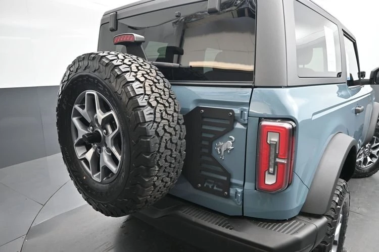 2022 Ford Bronco 6th Gen - Image 2 of 20