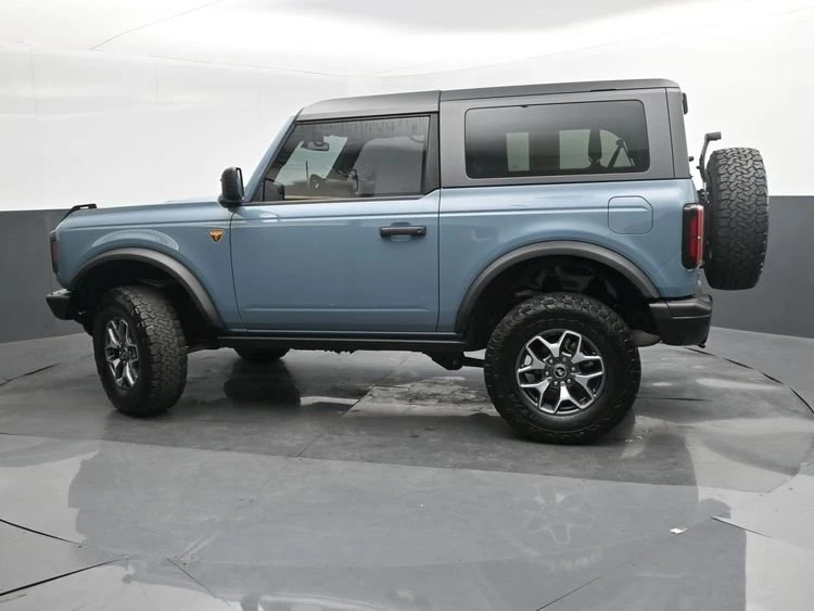 2022 Ford Bronco 6th Gen - Image 19 of 20
