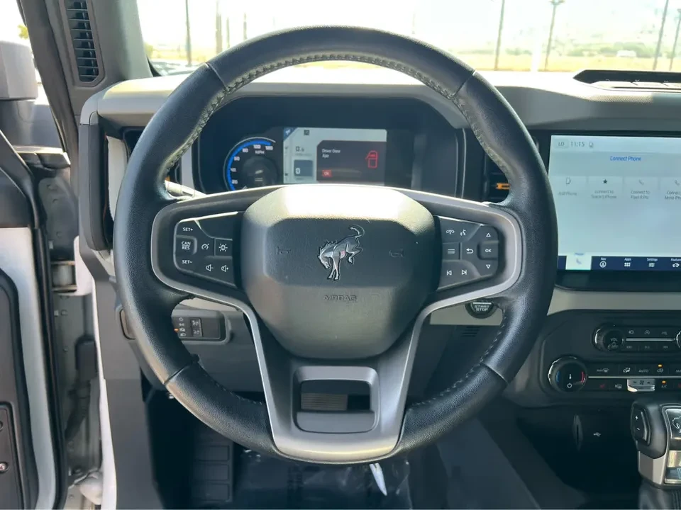2022 Ford Bronco 6th Gen - Image 15 of 17
