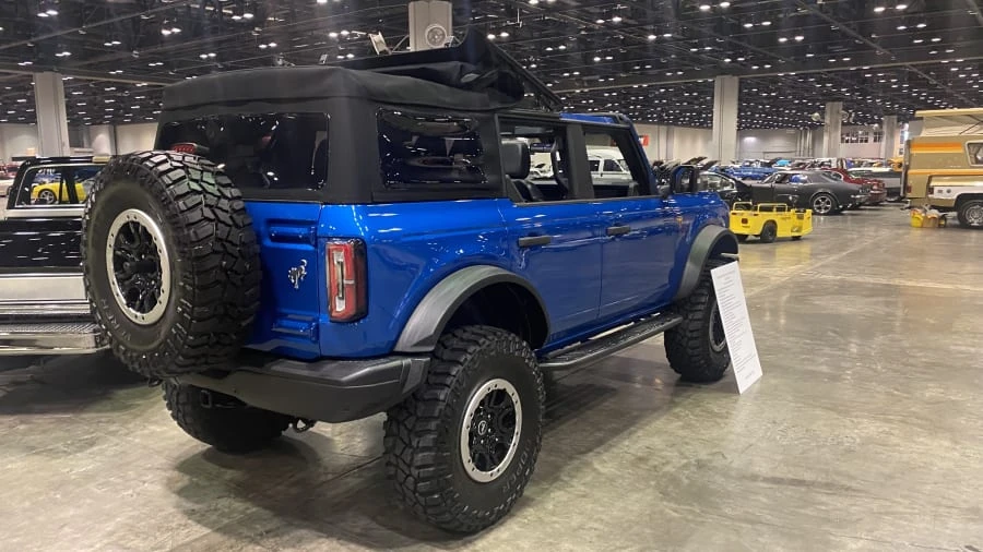 2022 Ford Bronco 6th Gen - Image 4 of 14