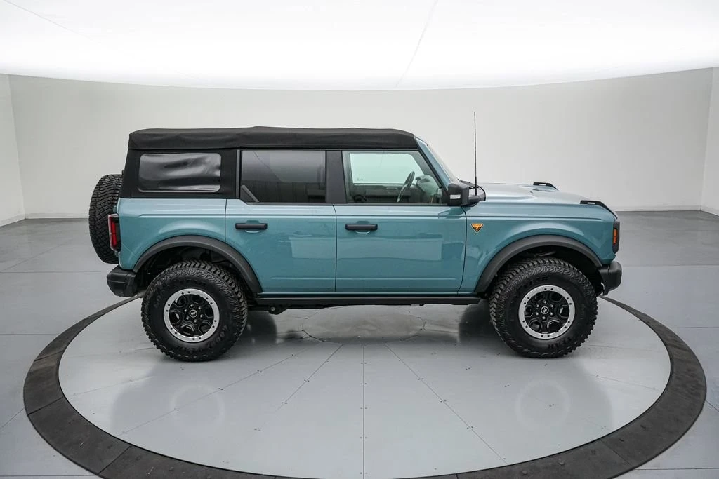 2022 Ford Bronco 6th Gen - Image 4 of 24