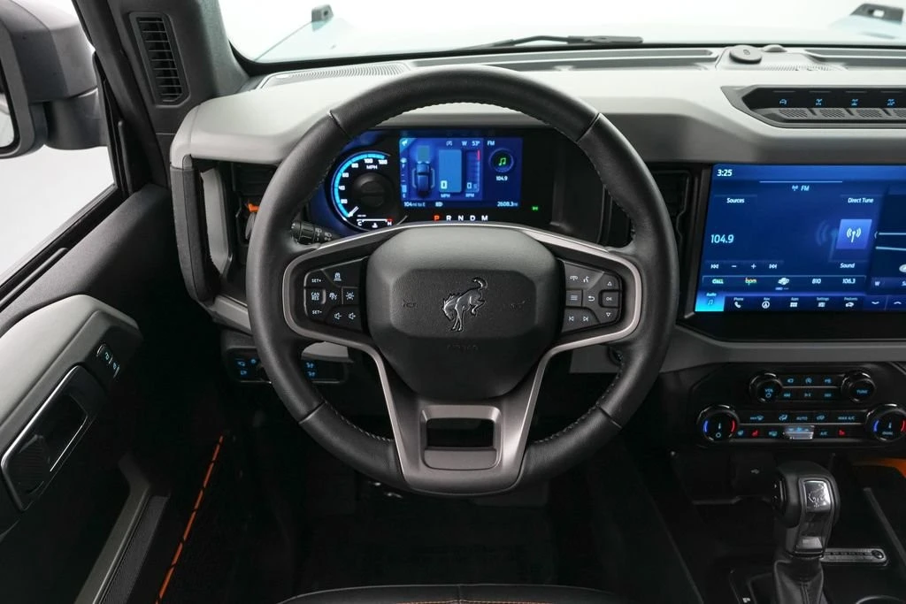 2022 Ford Bronco 6th Gen - Image 15 of 25