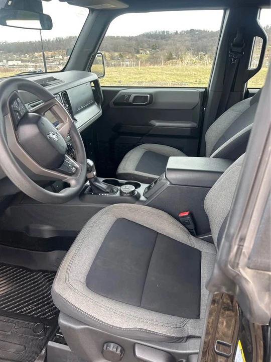 2022 Ford Bronco 6th Gen - Image 7 of 10