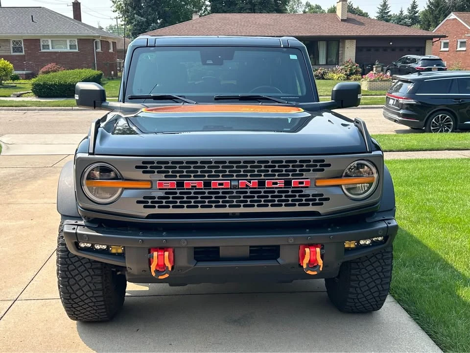 2022 Ford Bronco 6th Gen - Image 2 of 14