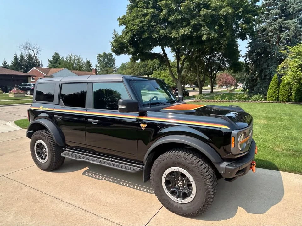 2022 Ford Bronco 6th Gen - Image 3 of 14