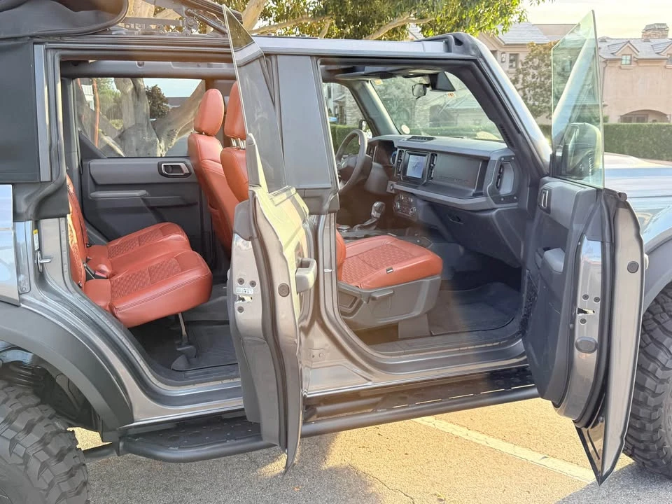 2022 Ford Bronco 6th Gen - Image 6 of 18