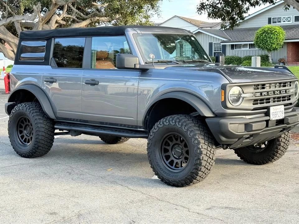 2022 Ford Bronco 6th Gen - Image 3 of 18