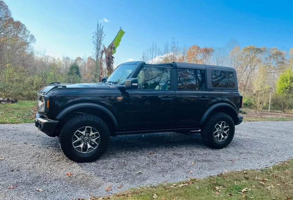 2022 Ford Bronco 6th Gen - Image 9 of 9