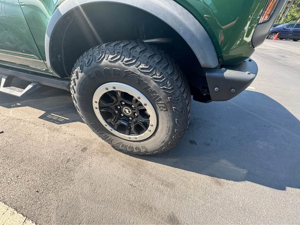 2022 Ford Bronco 6th Gen - Image 4 of 15