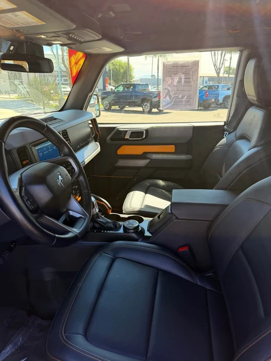 2022 Ford Bronco 6th Gen - Image 5 of 8