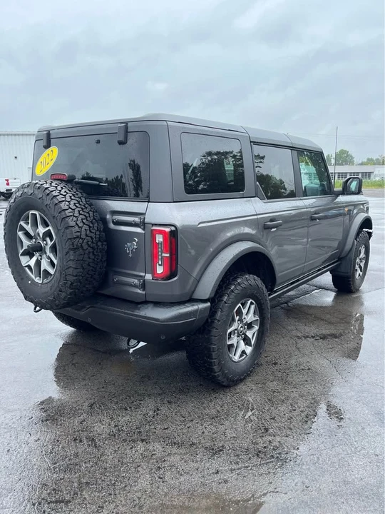 2022 Ford Bronco 6th Gen - Image 5 of 20