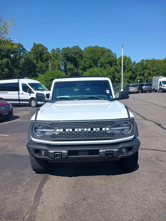2022 Ford Bronco 6th Gen - Image 3 of 11