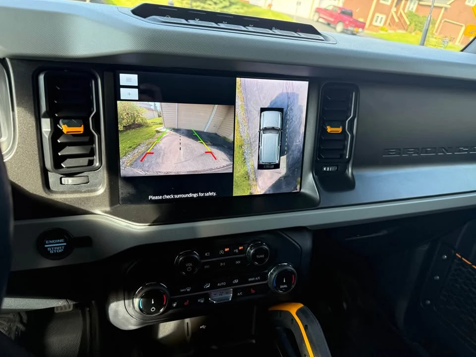 2022 Ford Bronco 6th Gen - Image 17 of 20