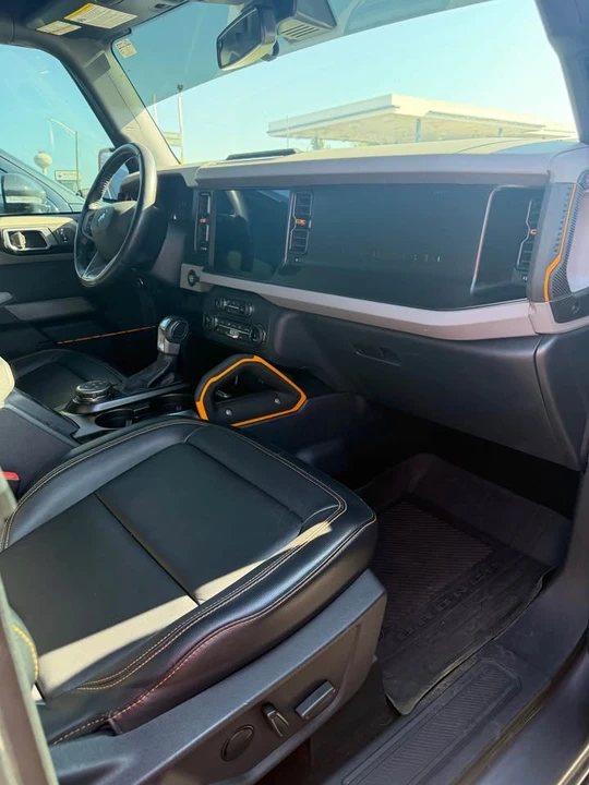 2022 Ford Bronco 6th Gen - Image 8 of 10