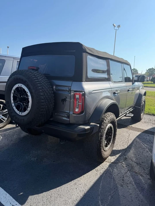 2022 Ford Bronco 6th Gen - Image 4 of 10