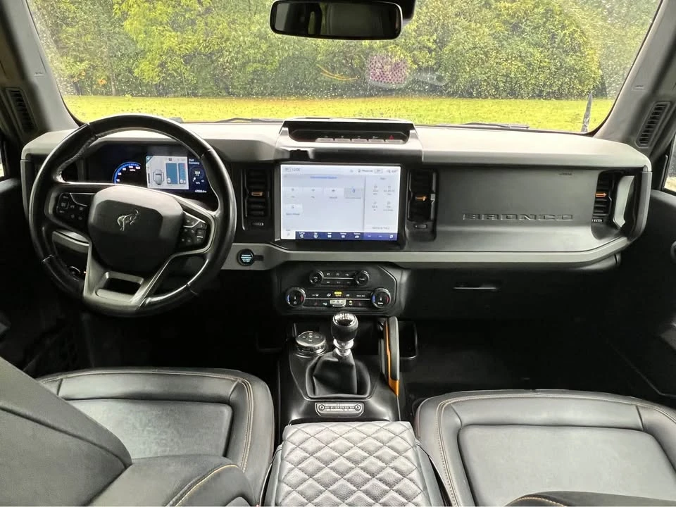 2022 Ford Bronco 6th Gen - Image 10 of 15