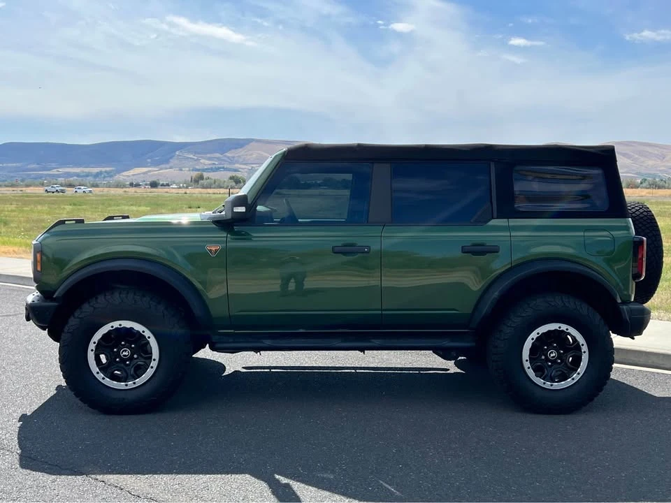 2022 Ford Bronco 6th Gen - Image 2 of 6