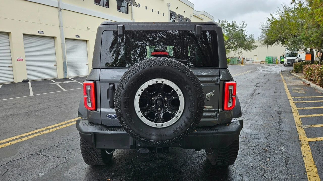 2022 Ford Bronco 6th Gen - Image 5 of 21