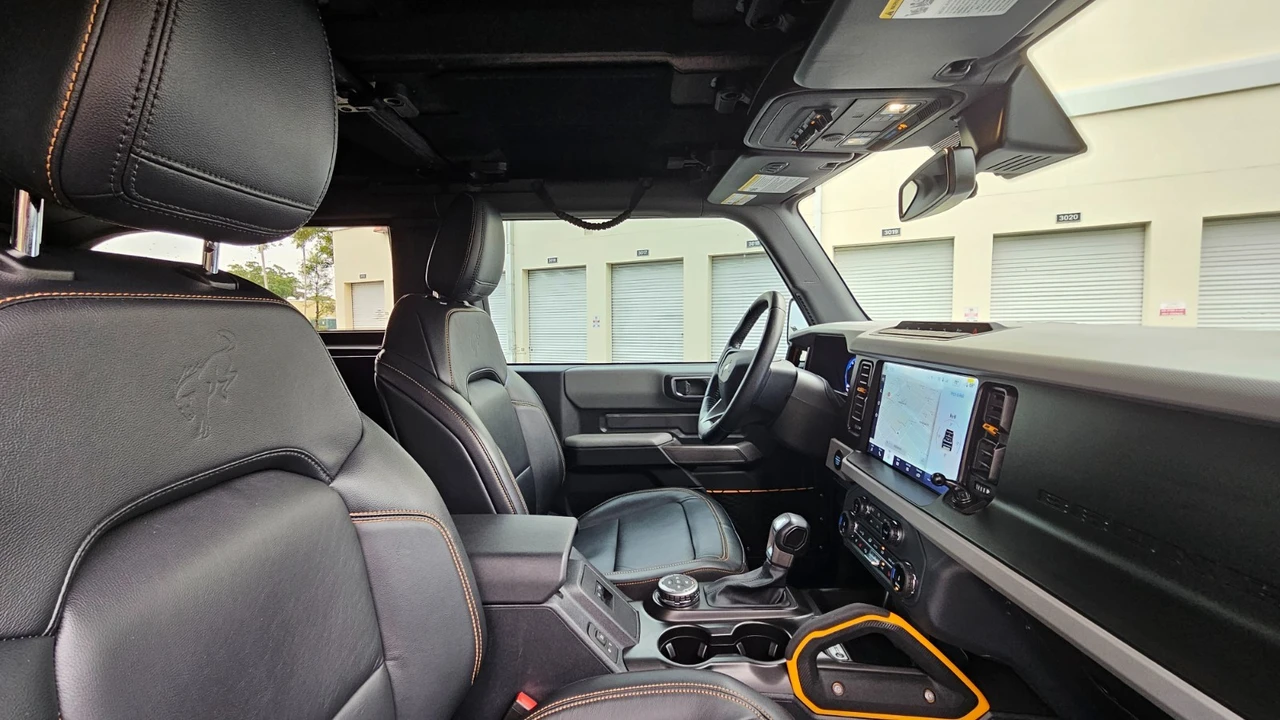 2022 Ford Bronco 6th Gen - Image 15 of 21