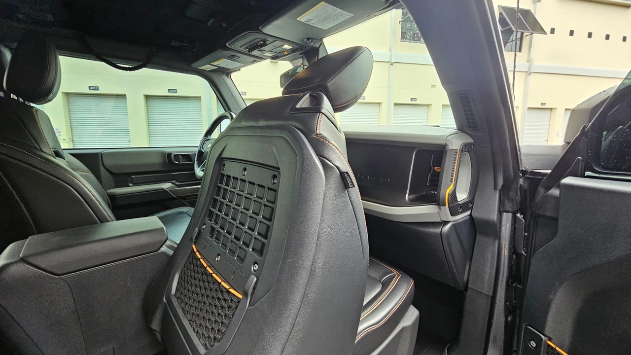 2022 Ford Bronco 6th Gen - Image 17 of 21