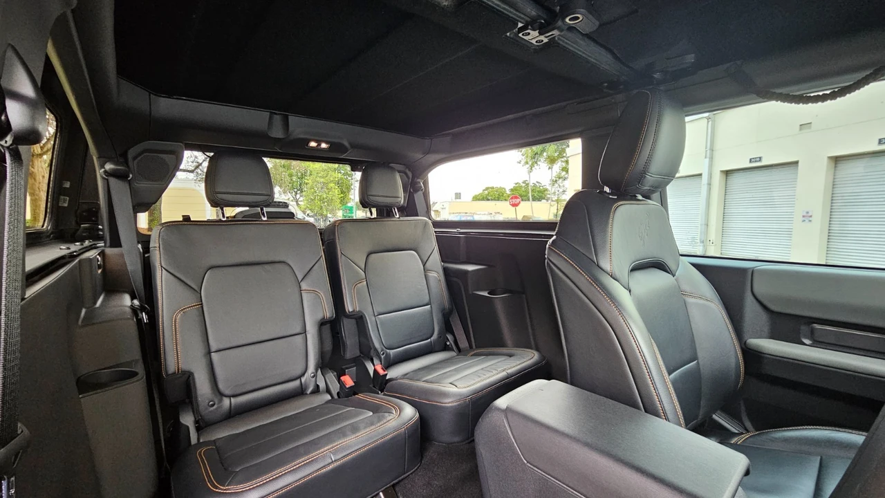 2022 Ford Bronco 6th Gen - Image 16 of 21