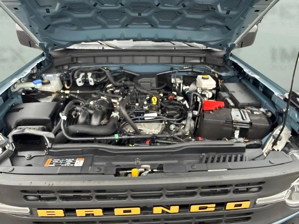 2022 Ford Bronco 6th Gen - Image 22 of 24