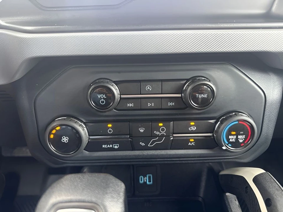 2022 Ford Bronco 6th Gen - Image 11 of 24