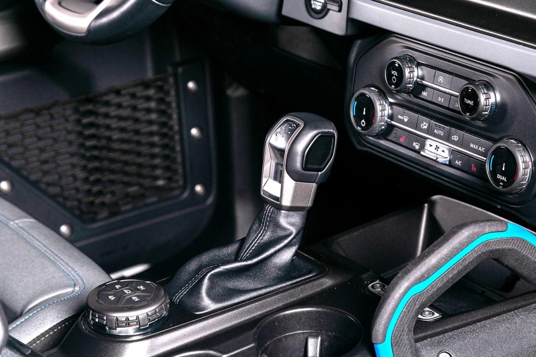 2022 Ford Bronco 6th Gen - Image 29 of 31