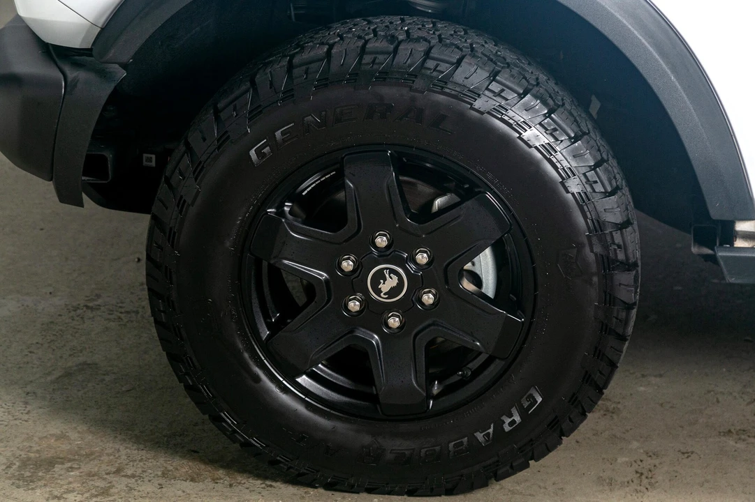 2022 Ford Bronco 6th Gen - Image 20 of 21