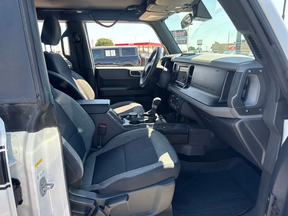 2022 Ford Bronco 6th Gen - Image 6 of 15
