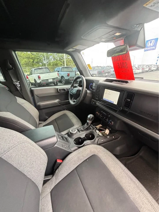 2022 Ford Bronco 6th Gen - Image 12 of 13